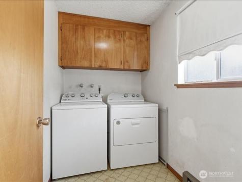 702 West Ridge Drive Omak WA 98841