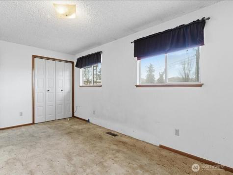 702 West Ridge Drive Omak WA 98841