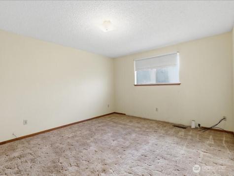 702 West Ridge Drive Omak WA 98841