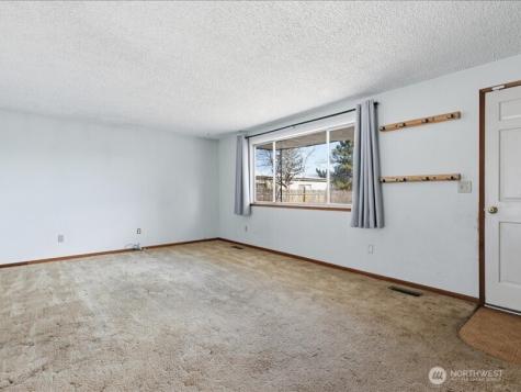 702 West Ridge Drive Omak WA 98841