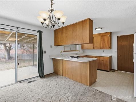 702 West Ridge Drive Omak WA 98841