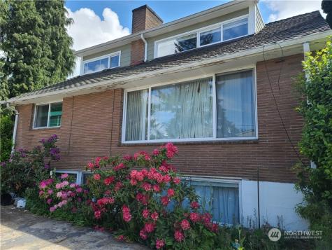 522 NE 127th Street Seattle WA 98125