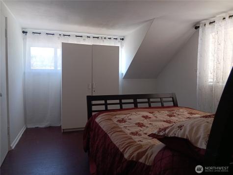 522 NE 127th Street Seattle WA 98125