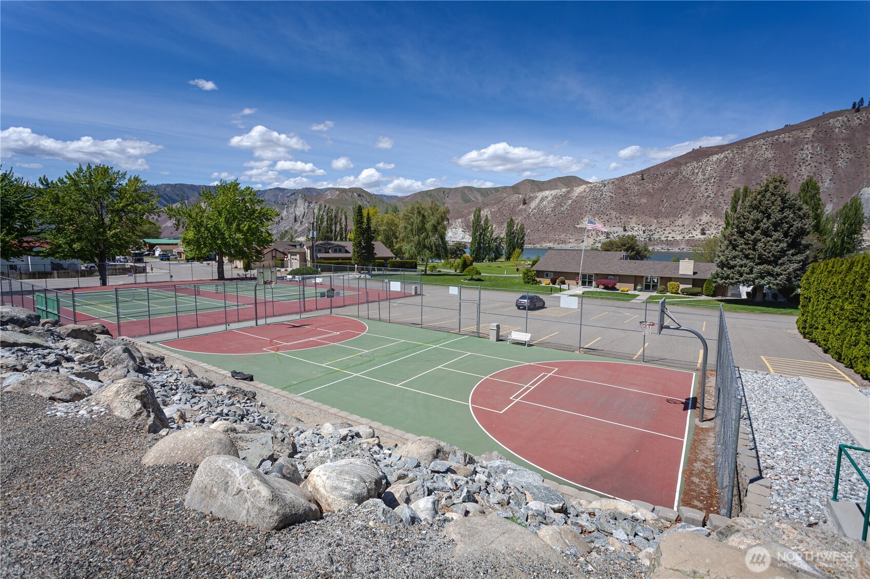 170 E Entiat Drive Orondo WA 98843