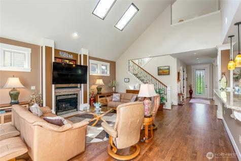 1028 10th Street Mukilteo WA 98275