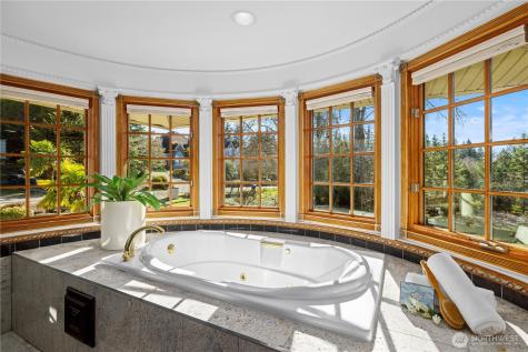 6529 161st Place SE Bellevue WA 98006