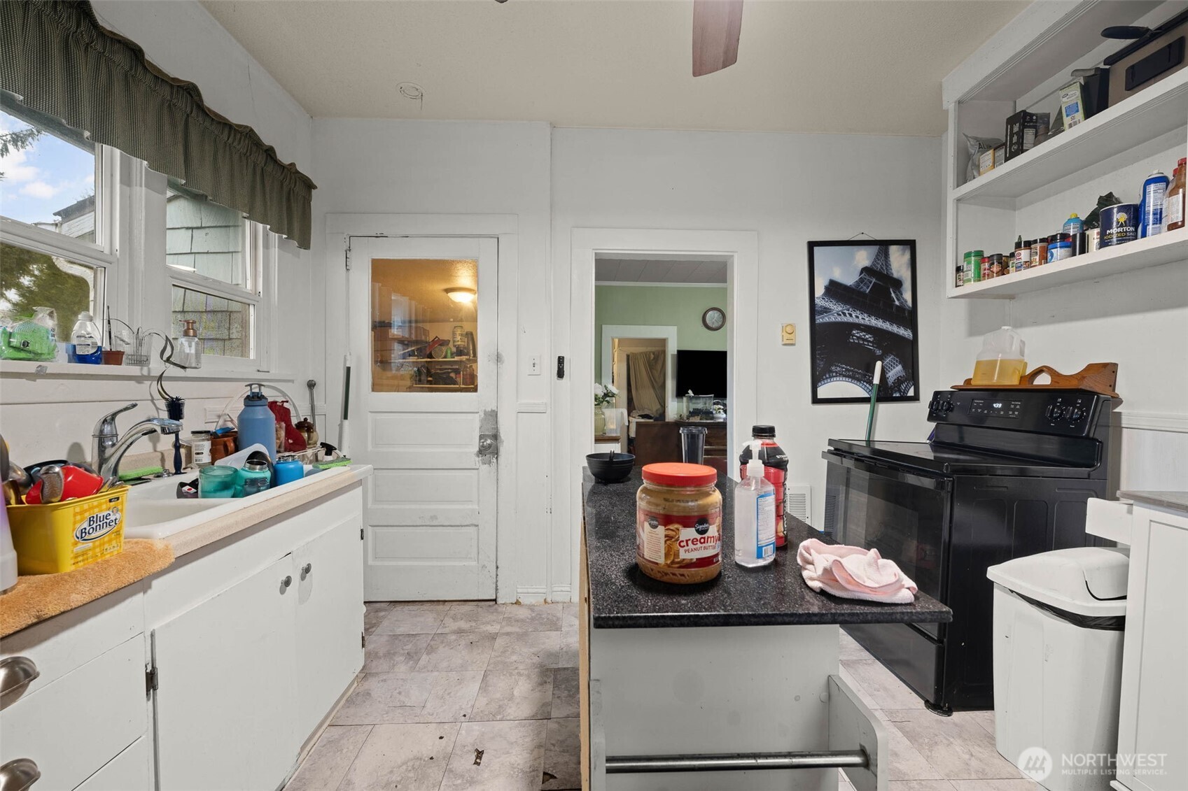 2719 Pacific Avenue Hoquiam WA 98550