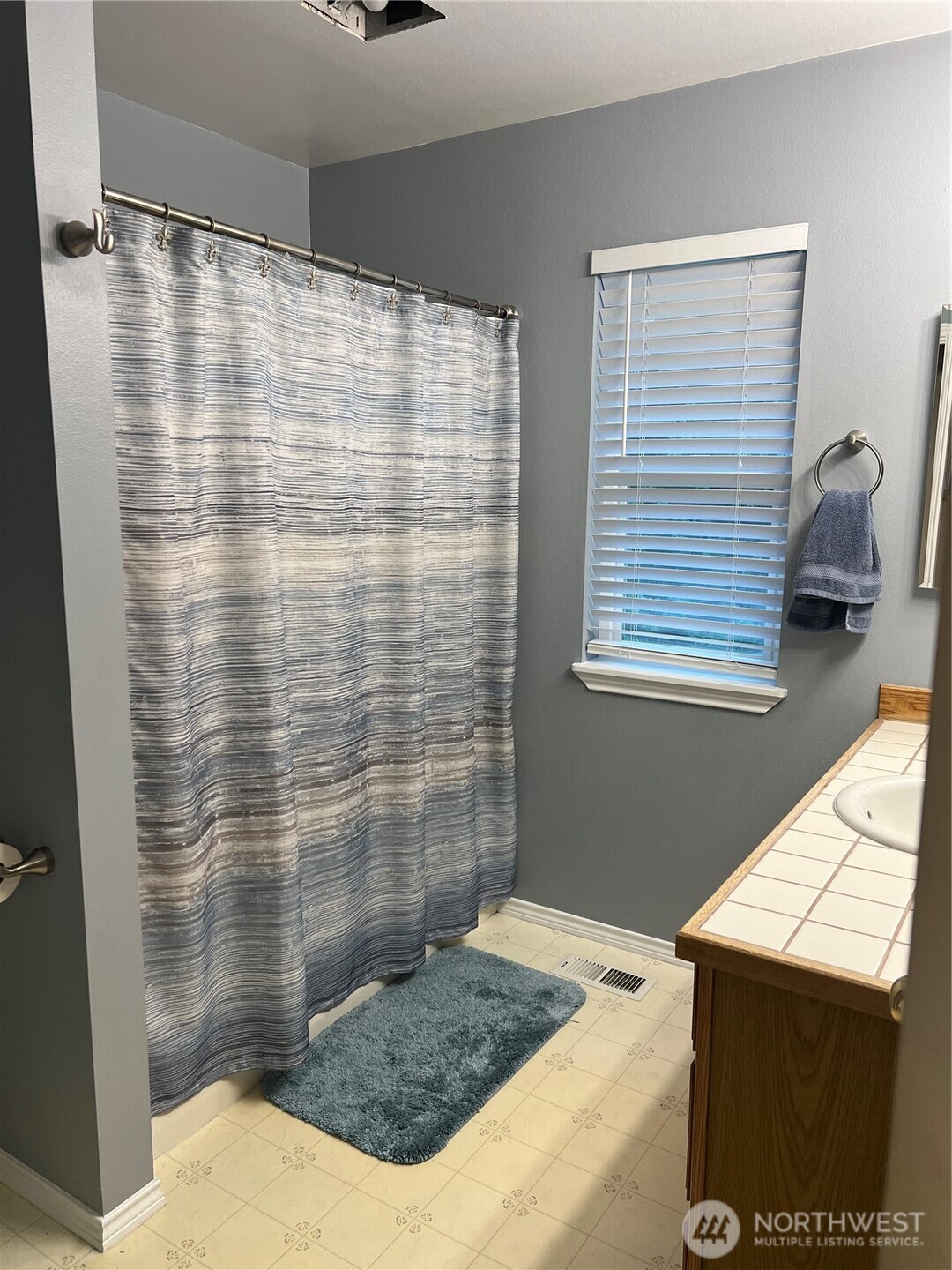 4006 Peters Lane Anacortes WA 98221