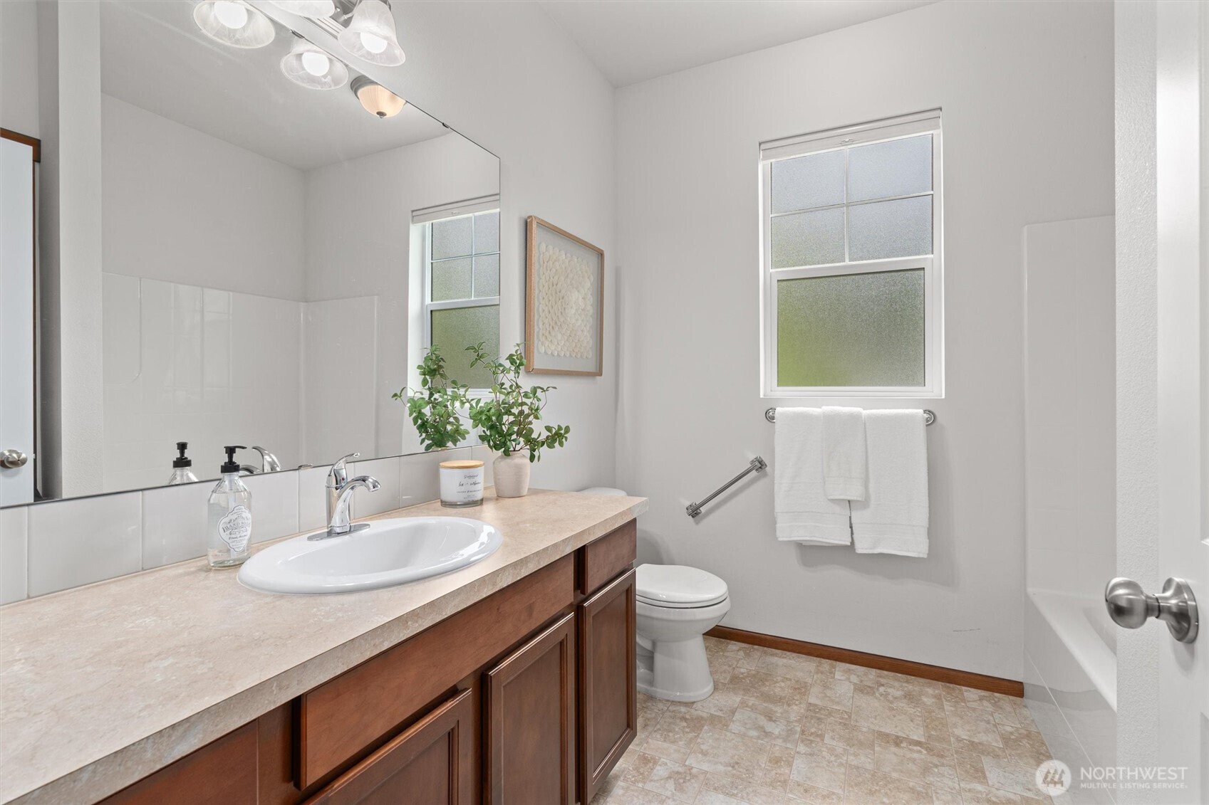 4843 Shelby Place Mount Vernon WA 98274