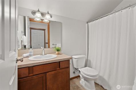 4843 Shelby Place Mount Vernon WA 98274