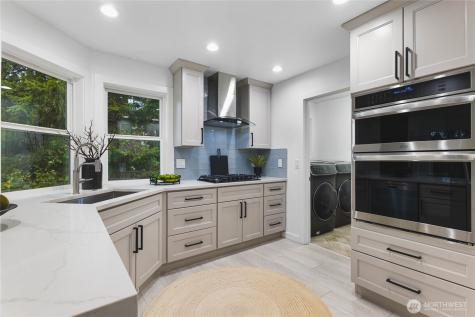 17431 NE 28th Street Redmond WA 98052
