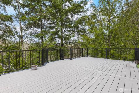 17431 NE 28th Street Redmond WA 98052