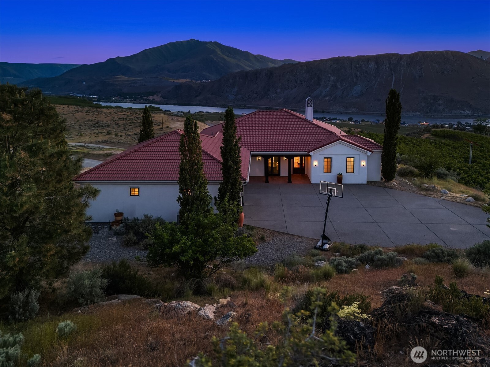 27 Ridge Road Orondo WA 98843