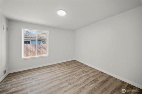 1717 Lake Park Drive SW Tumwater WA 98512