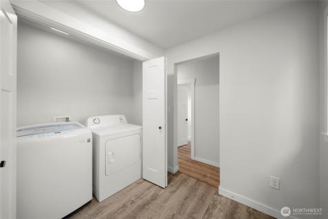 1717 Lake Park Drive SW Tumwater WA 98512