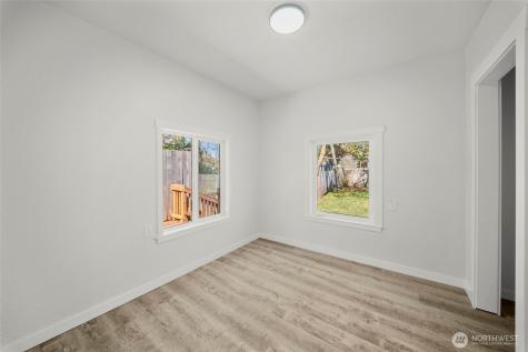 1717 Lake Park Drive SW Tumwater WA 98512