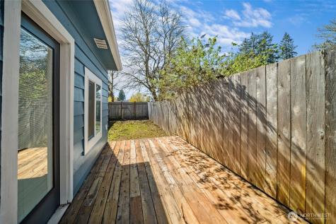 1717 Lake Park Drive SW Tumwater WA 98512