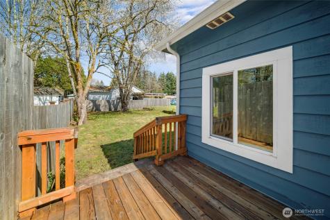 1717 Lake Park Drive SW Tumwater WA 98512