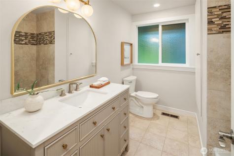 15238 NE 3rd Place Bellevue WA 98007