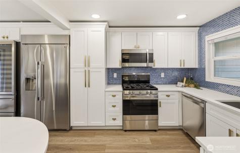 7664 NE 14th Street Medina WA 98039