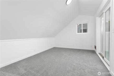 27405 Lofall Court NW Poulsbo WA 98370