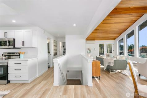 27405 Lofall Court NW Poulsbo WA 98370