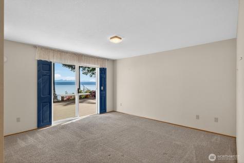 1985 Cascade View Drive Camano Island WA 98282