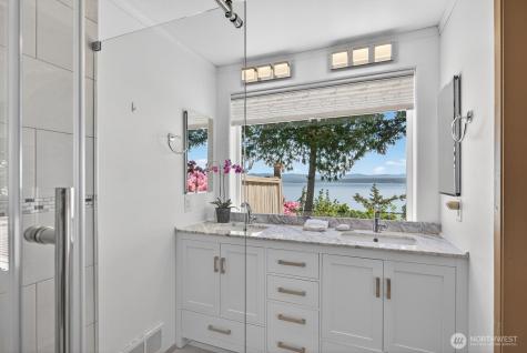 1985 Cascade View Drive Camano Island WA 98282
