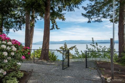 1985 Cascade View Drive Camano Island WA 98282