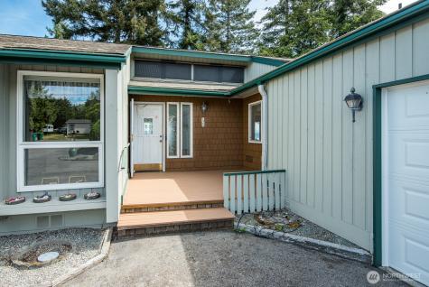 1985 Cascade View Drive Camano Island WA 98282