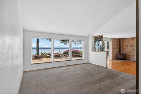 1985 Cascade View Drive Camano Island WA 98282