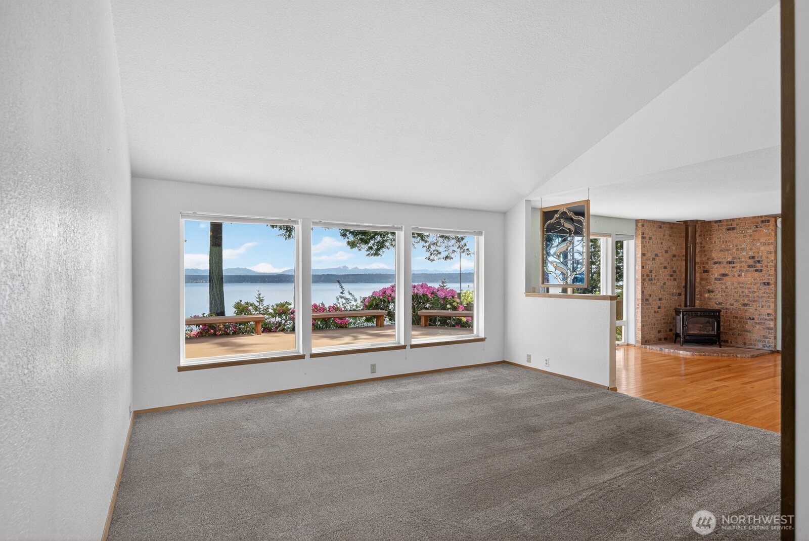 1985 Cascade View Drive Camano Island WA 98282