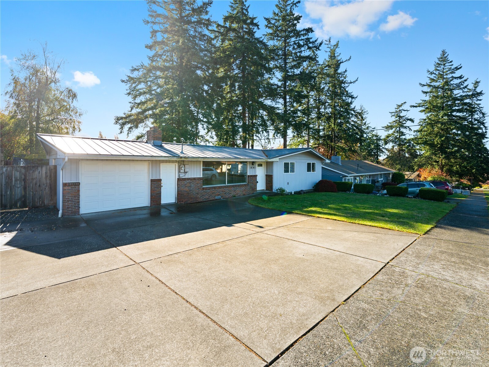 1641 NE 11th Street Oak Harbor WA 98277