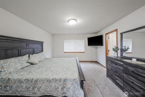 29524 63rd Court S Auburn WA 98001