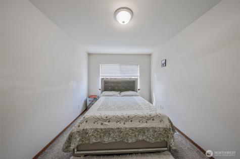 29524 63rd Court S Auburn WA 98001