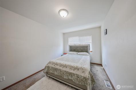 29524 63rd Court S Auburn WA 98001