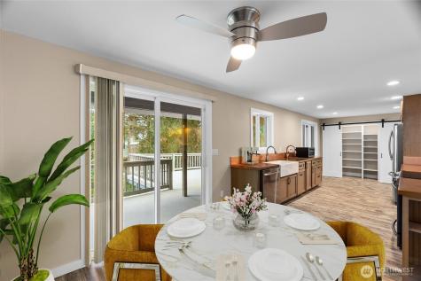9009 Ridgeview Circle W University Place WA 98466