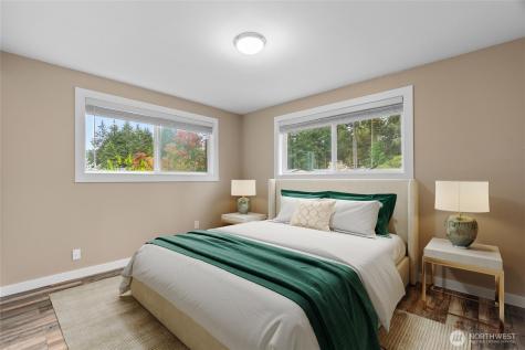 9009 Ridgeview Circle W University Place WA 98466