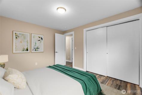 9009 Ridgeview Circle W University Place WA 98466