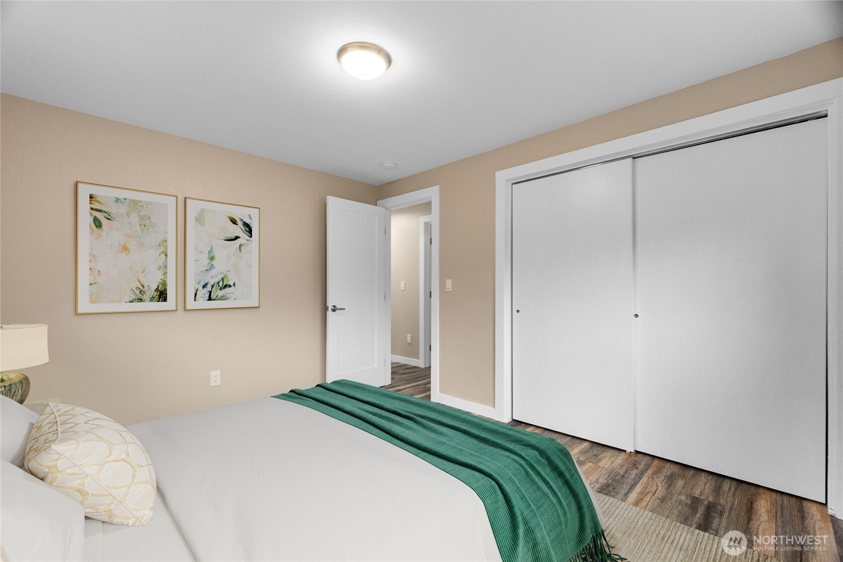 9009 Ridgeview Circle W University Place WA 98466