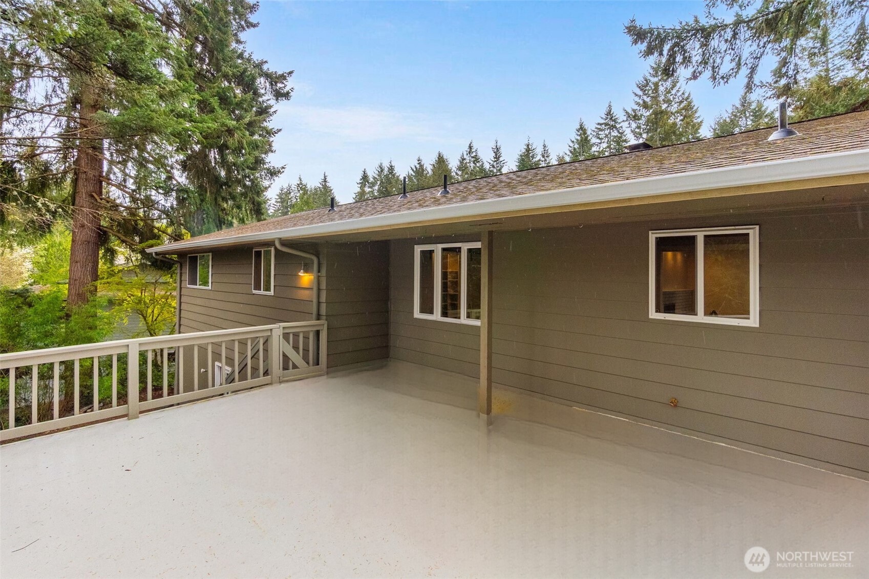 9009 Ridgeview Circle W University Place WA 98466