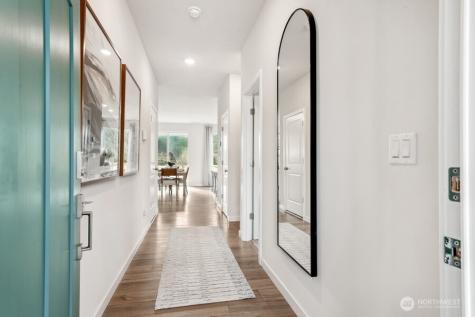 2061 NE Norseman Way Poulsbo WA 98370