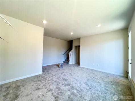 2061 NE Norseman Way Poulsbo WA 98370