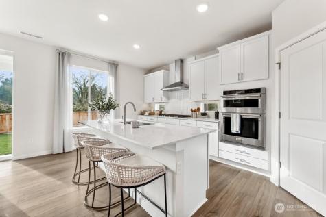 2061 NE Norseman Way Poulsbo WA 98370