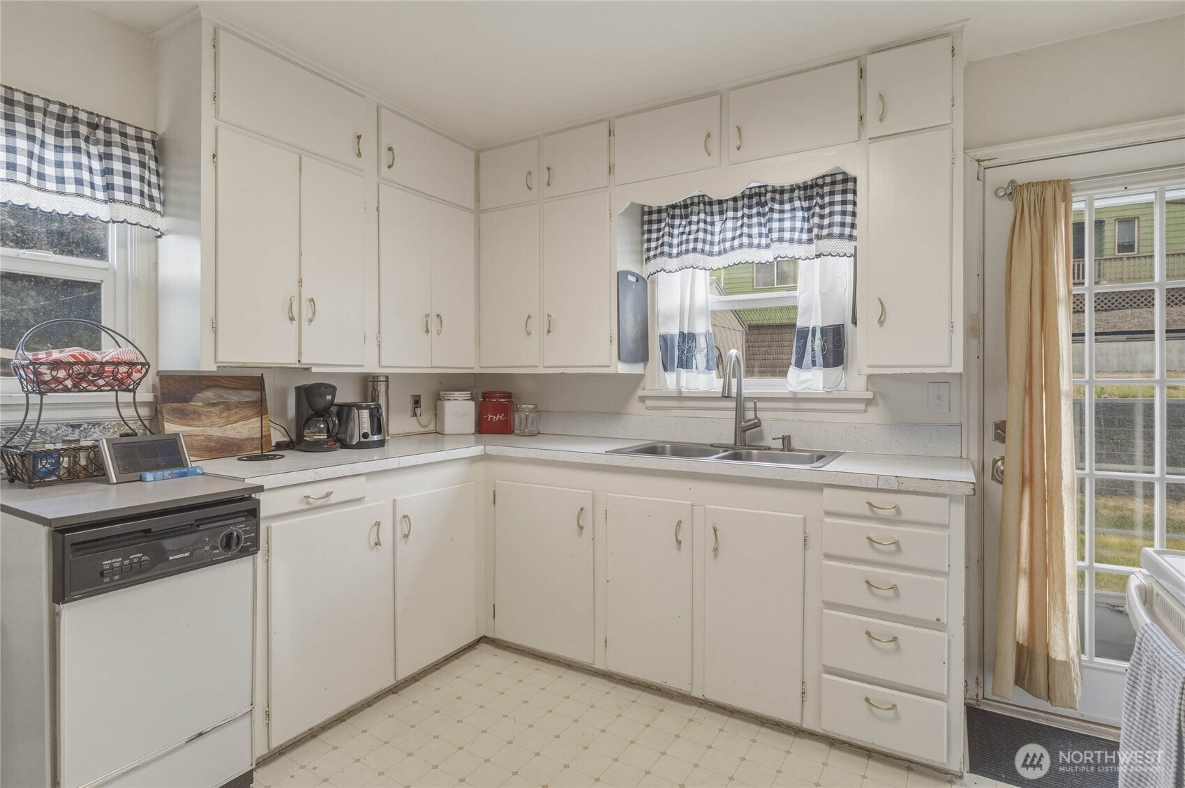 462 Beach Street Pateros WA 98846
