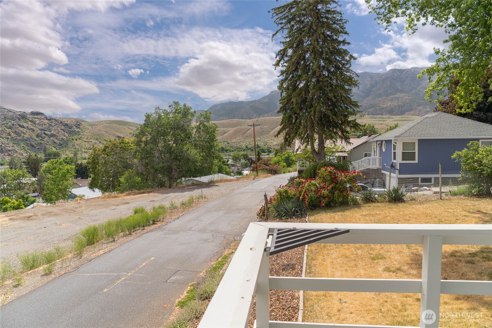 462 Beach Street Pateros WA 98846
