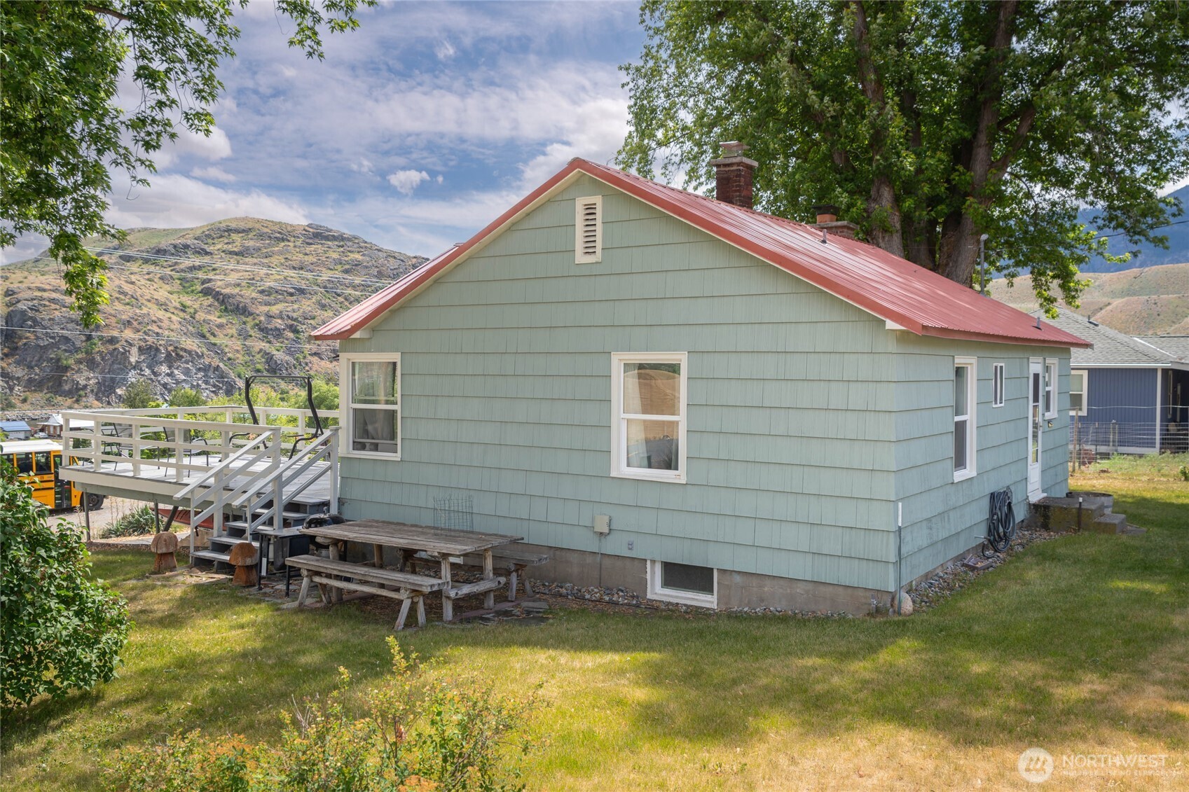 462 Beach Street Pateros WA 98846