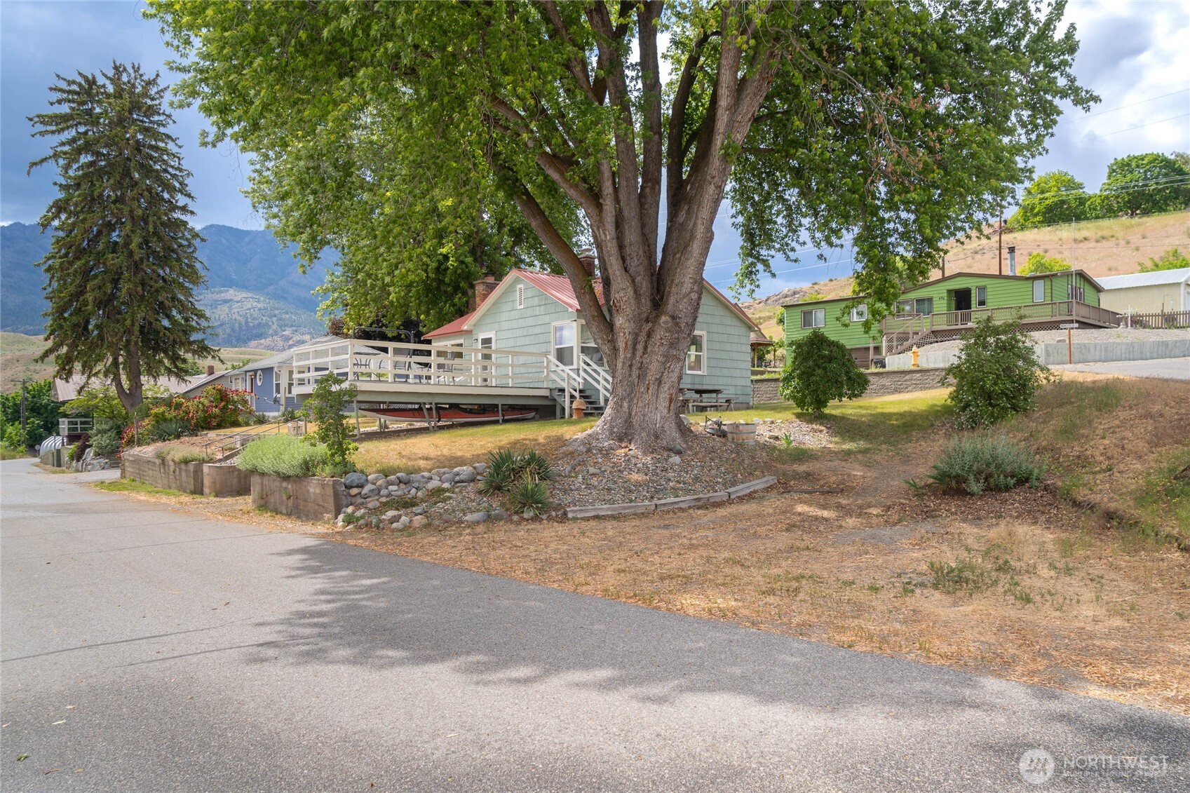 462 Beach Street Pateros WA 98846