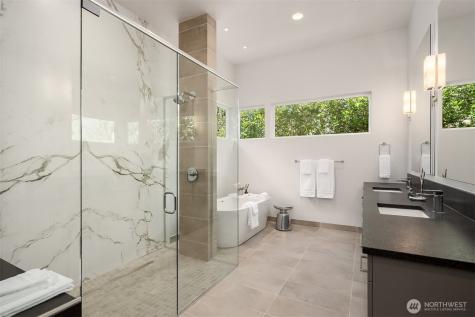 8371 SE 31st Street Mercer Island WA 98040