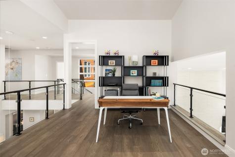 8371 SE 31st Street Mercer Island WA 98040